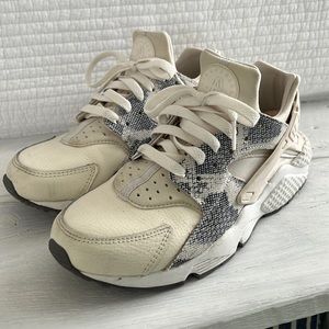 NIKE AIR Women’s Tennis shoes